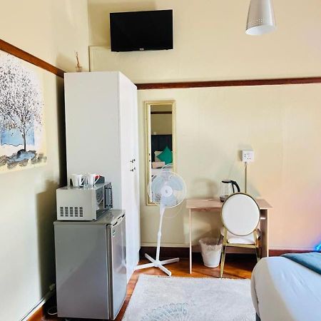 St Eve Lodge & Spa Bloemfontein Esterno foto