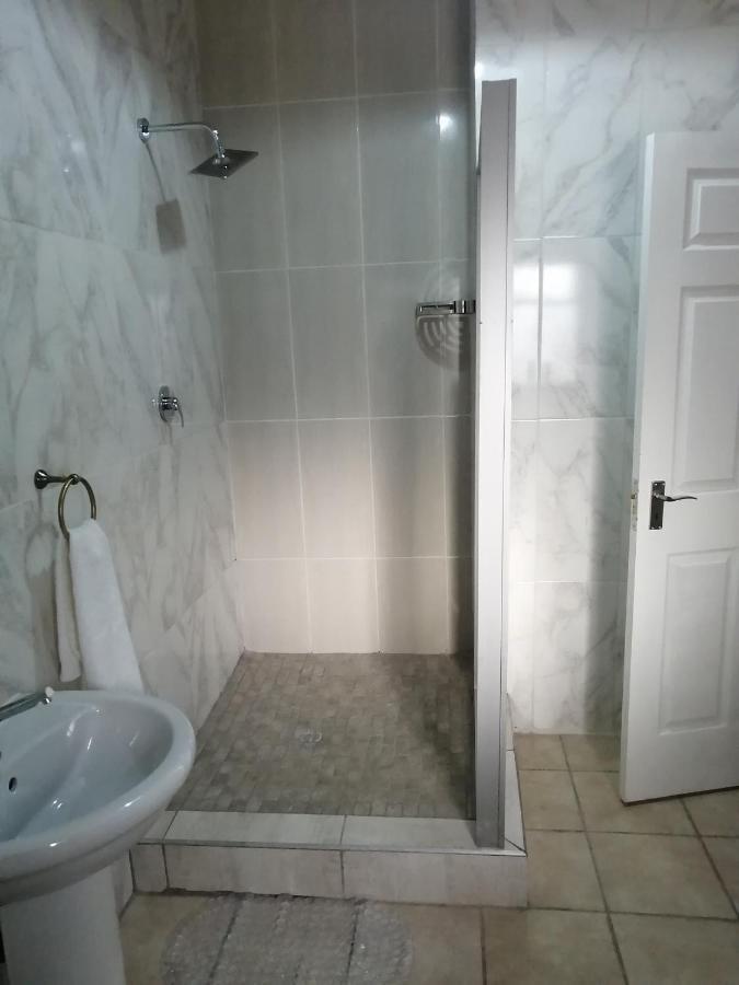 St Eve Lodge & Spa Bloemfontein Esterno foto
