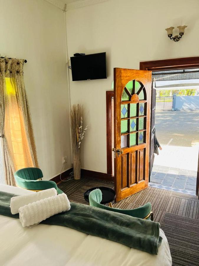 St Eve Lodge & Spa Bloemfontein Esterno foto