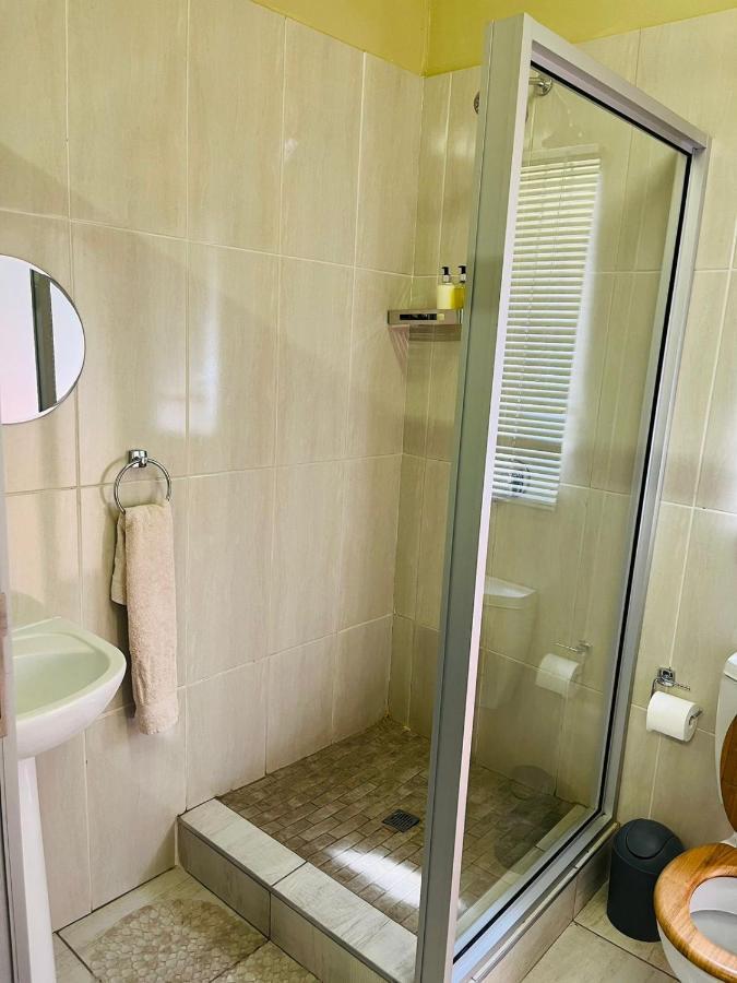 St Eve Lodge & Spa Bloemfontein Esterno foto