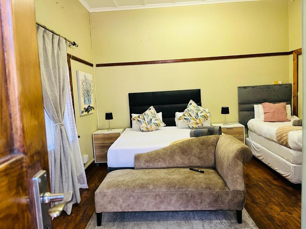 St Eve Lodge & Spa Bloemfontein Esterno foto