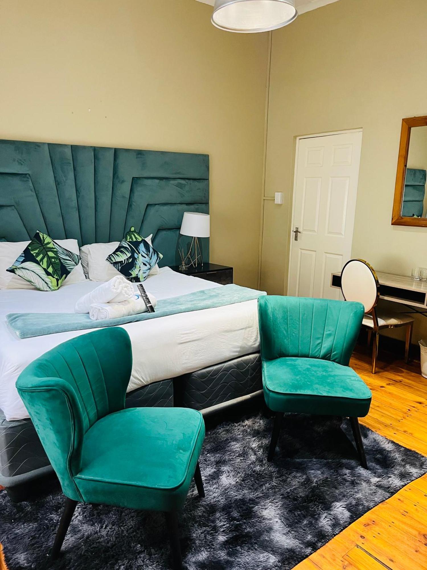 St Eve Lodge & Spa Bloemfontein Esterno foto