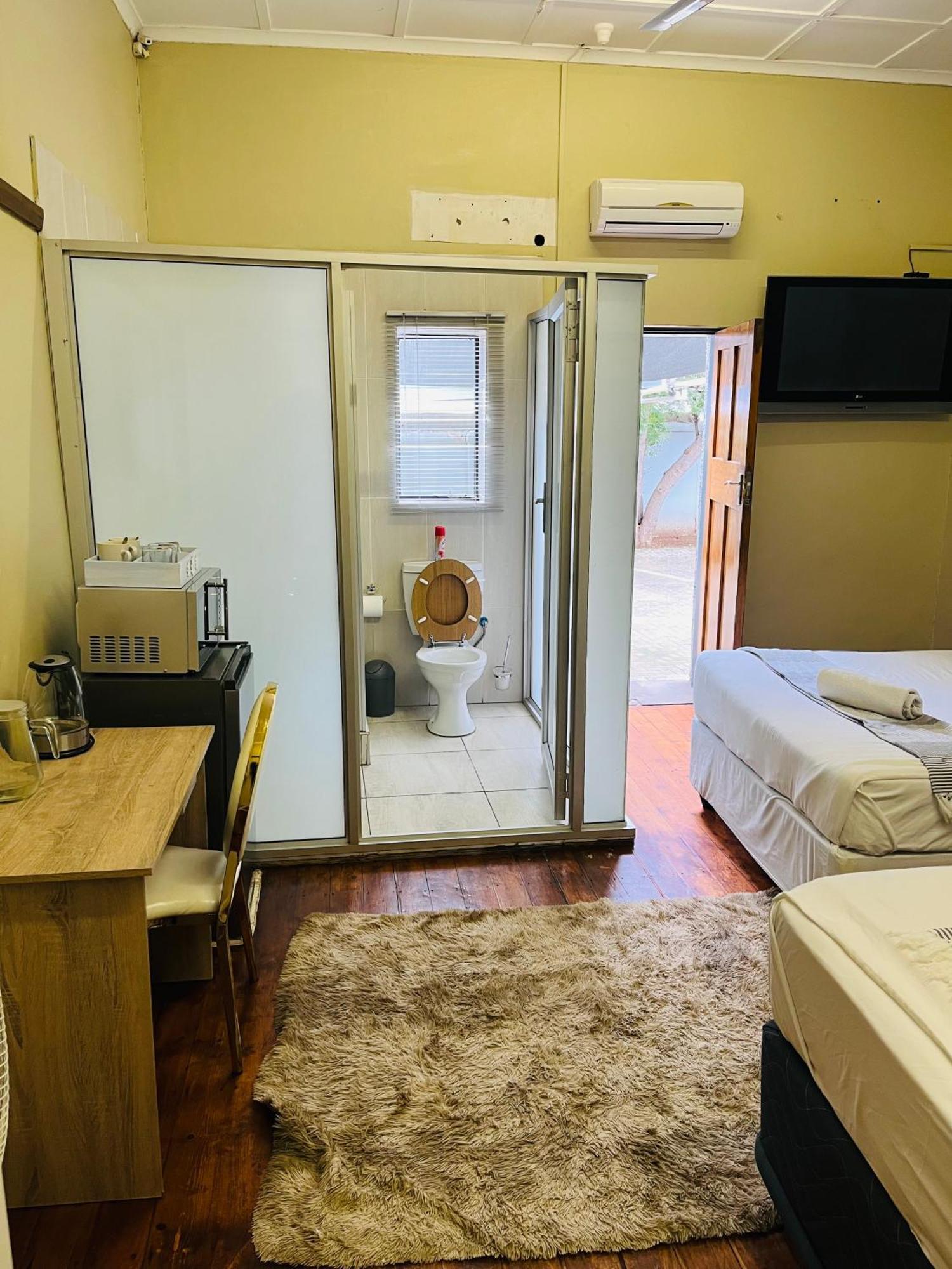 St Eve Lodge & Spa Bloemfontein Esterno foto